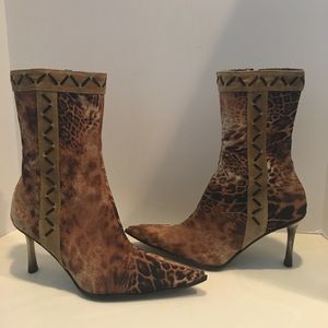 NWT Lavorazione Artigiana Animal  Print Boots 37